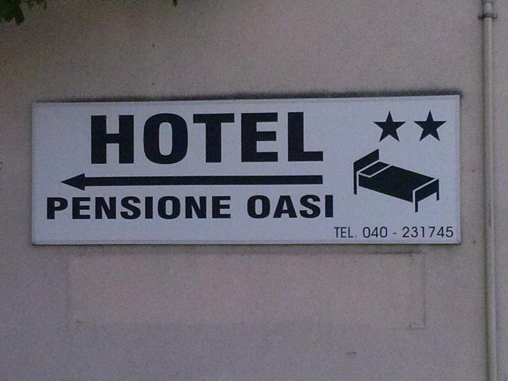 Hotel Oasi Муджа Екстер'єр фото